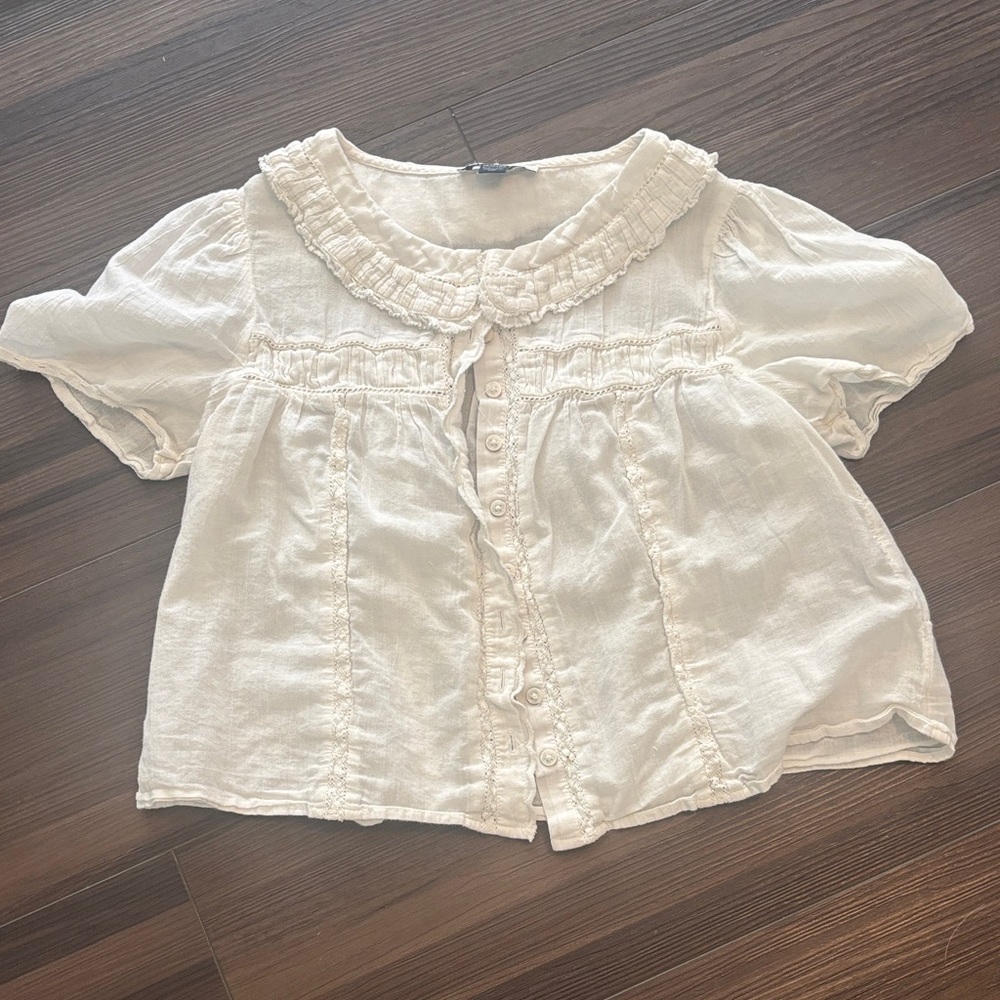 American Eagle Outfitters Cream Ruffle-Trim Button Front Top